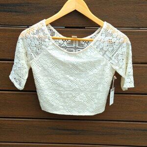 Women's Forever 21 Elegant Cream Lace Semi Sheer Sleeves Woven Top - Small NWT